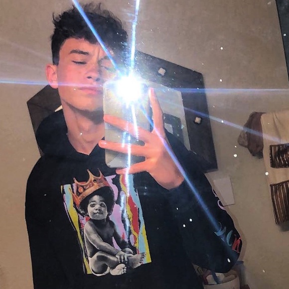 Meet your Posher, Jay - Picture 1 of 1